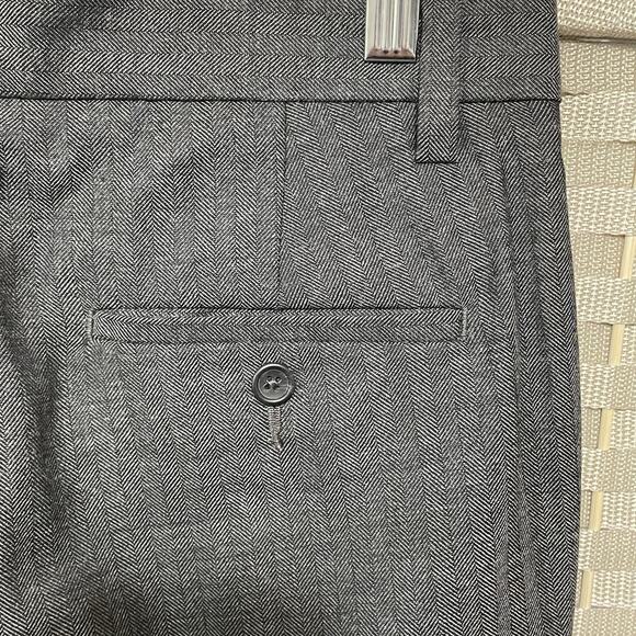 Gap SLIM FIT WOOL BLEND TROUSER PANTS Men’s Size 30x32 Gray Herringbone NEW - Picture 5 of 12